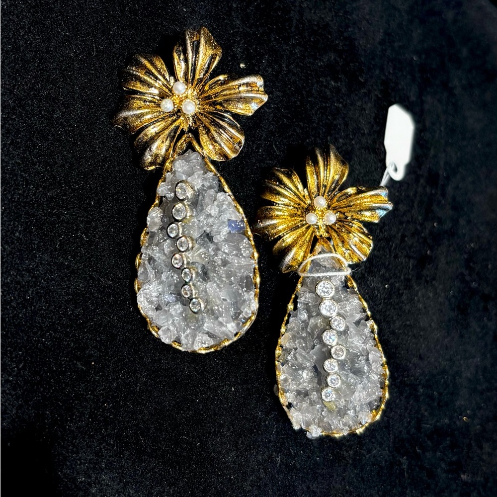 Handcrafted crush stones earrings, pakistani earrings, Indian earrings, jewelry